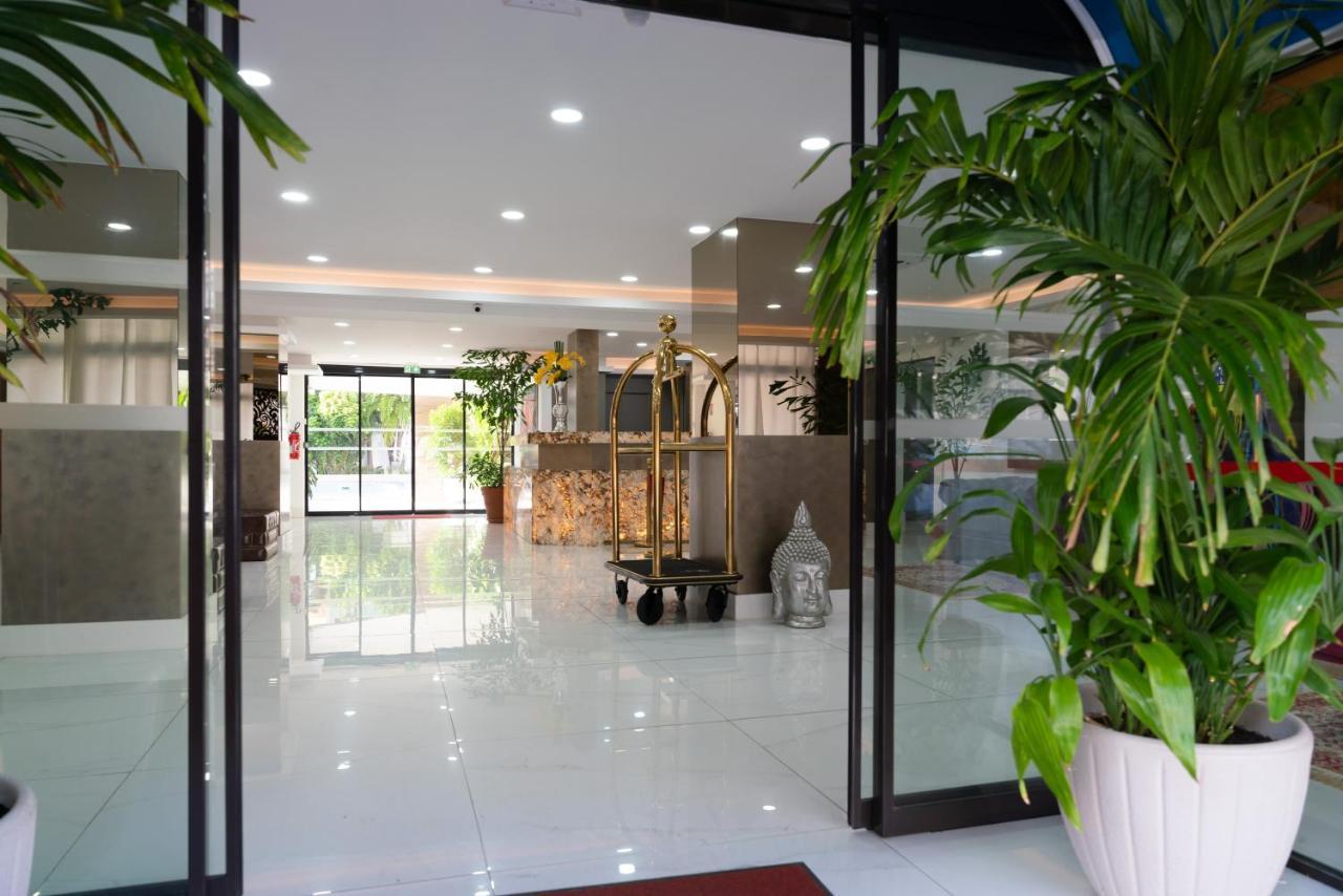 Hôtel Amazonia Cayenne Buitenkant foto