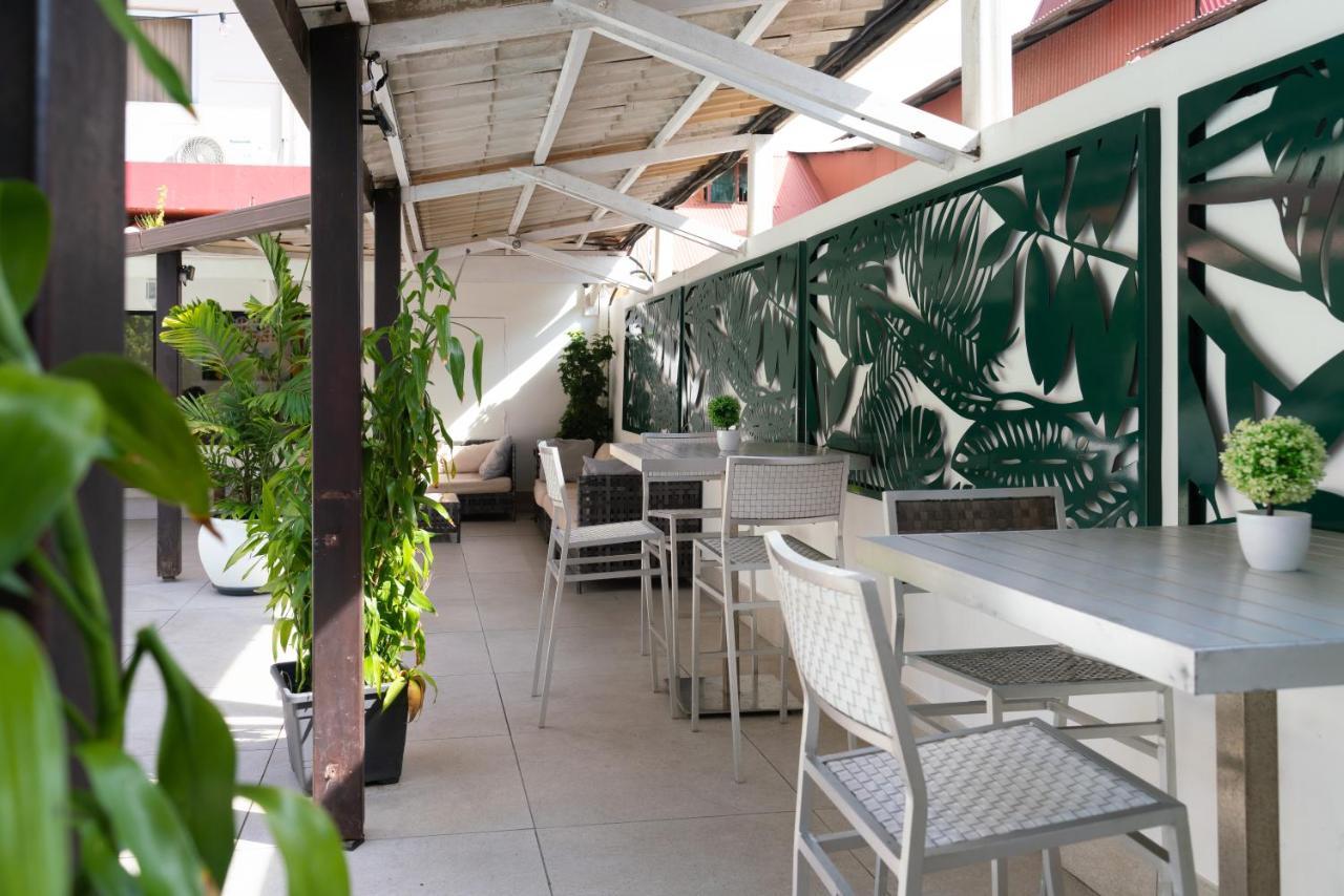 Hôtel Amazonia Cayenne Buitenkant foto