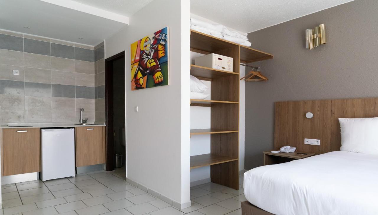 Hôtel Amazonia Cayenne Buitenkant foto